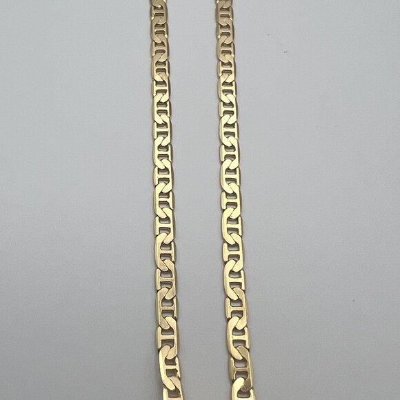 Beautiful BZL Locket and chain - Picture 10 of 12